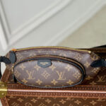 Louis Vuitton Keepit M14806 Brown